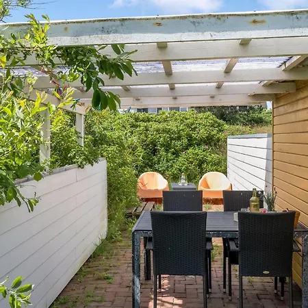 Tedora - 300m From The Sea By Interhome